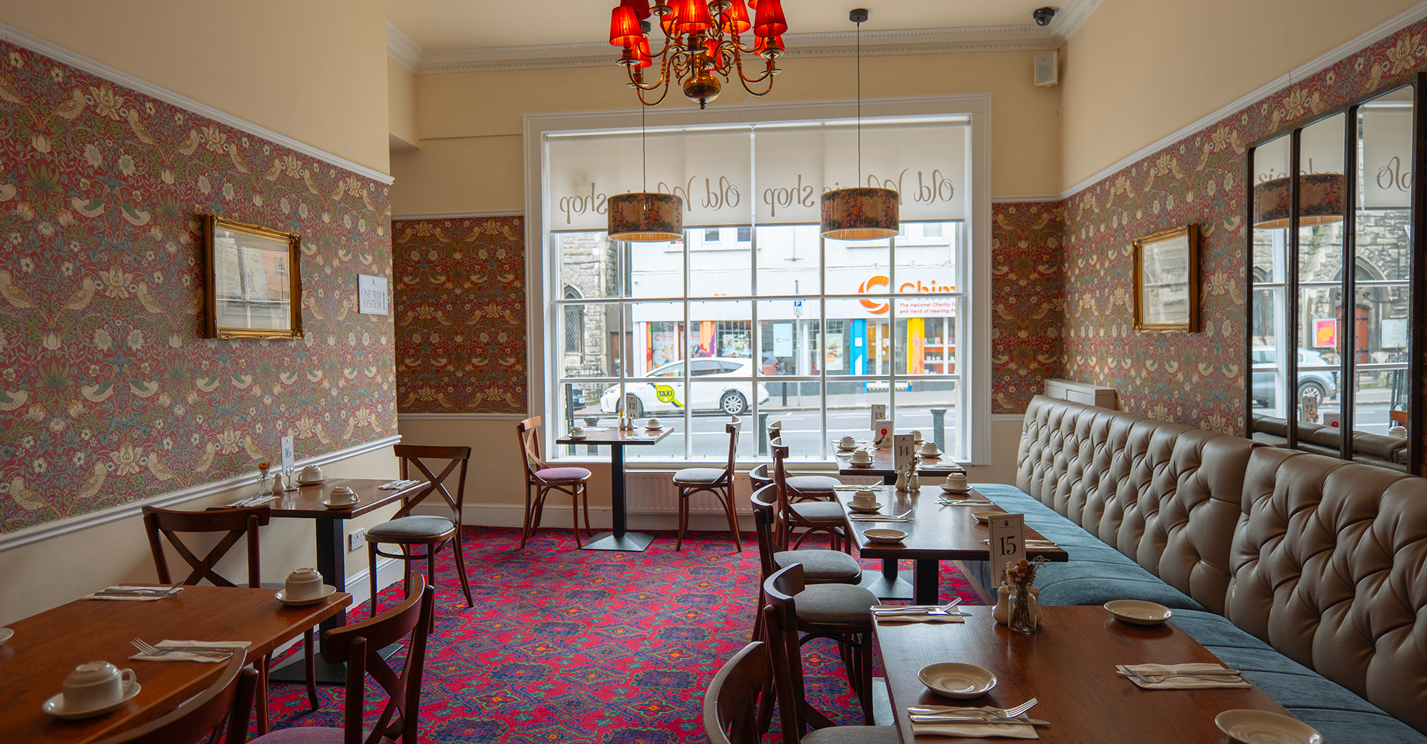 Strawberry Thief Room private casual dining space