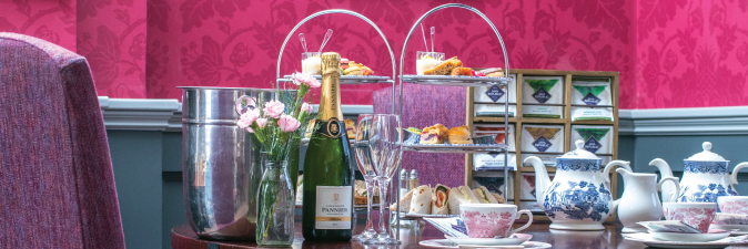 Afternoon Tea with Prosecco